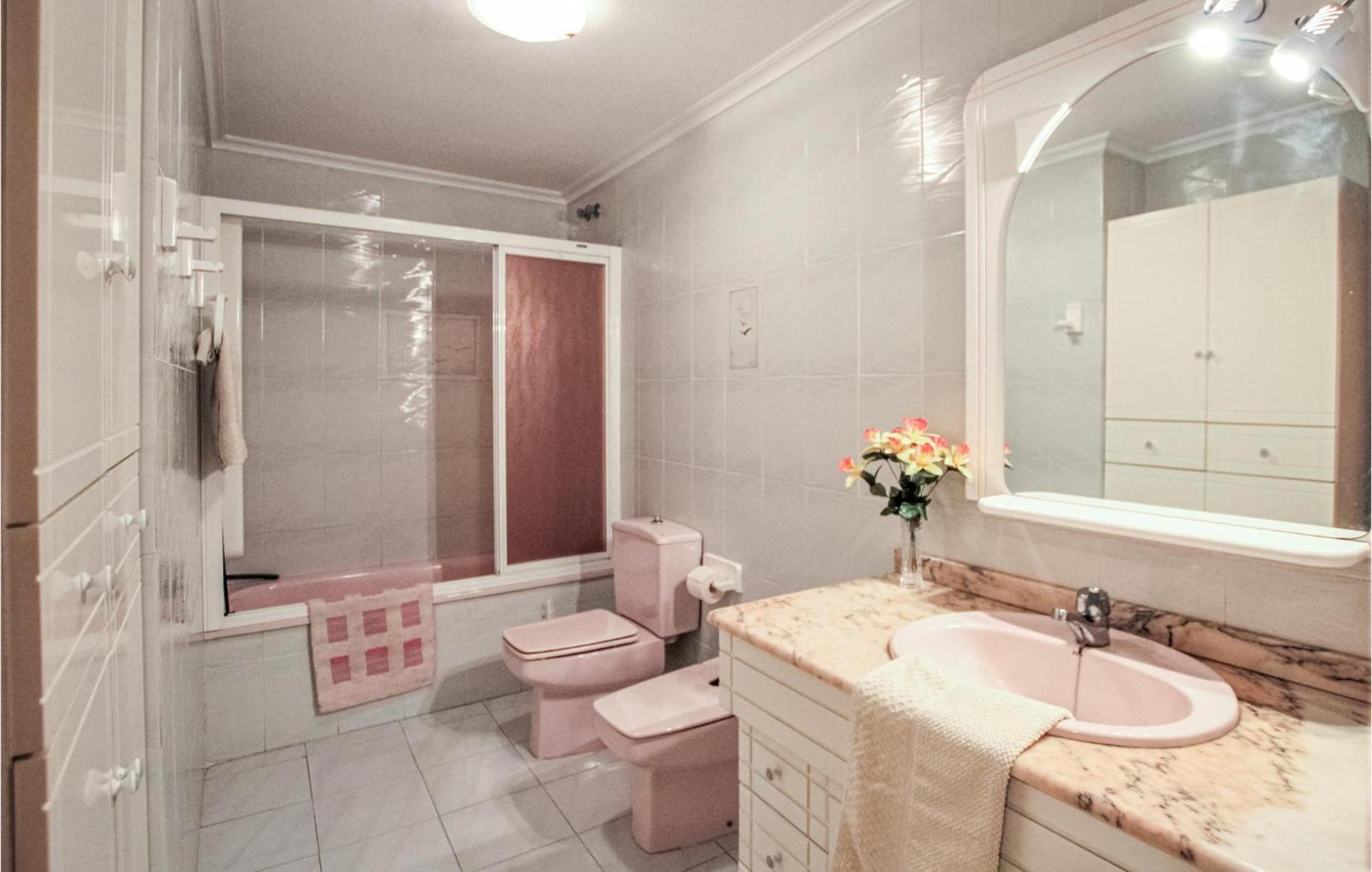 Beautiful Apartment In Santa Pola With Wifi ภายนอก รูปภาพ