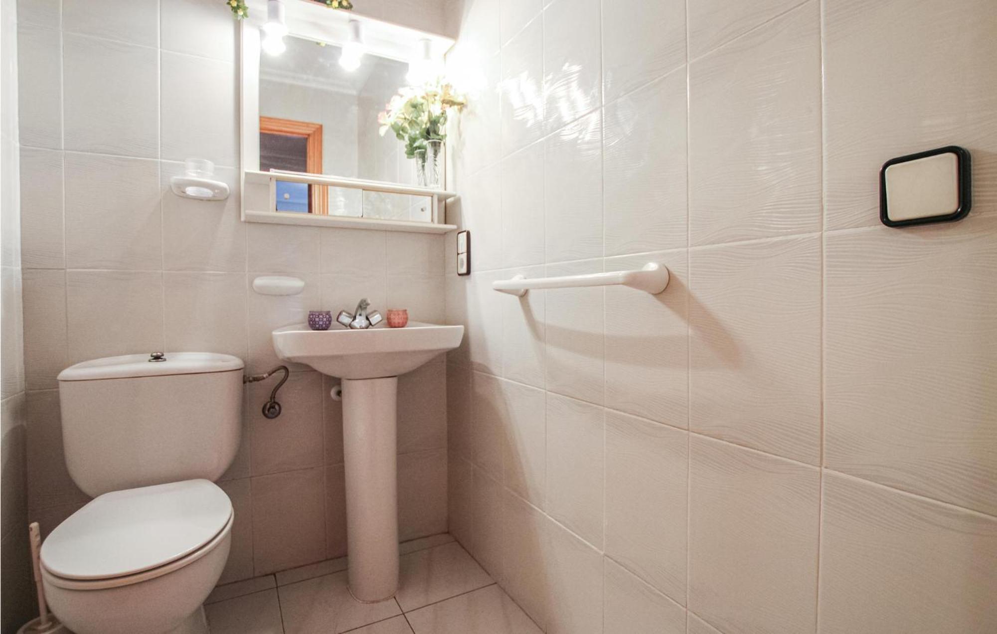 Beautiful Apartment In Santa Pola With Wifi ภายนอก รูปภาพ